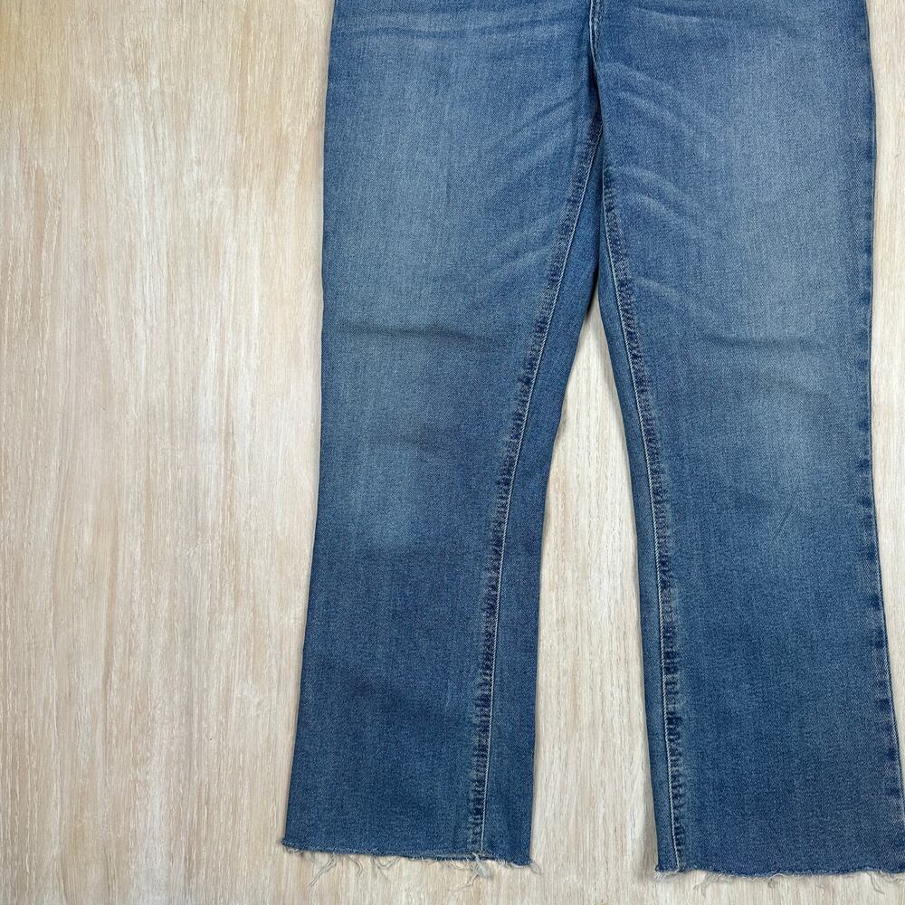 BDG Urban Outfitters High Rise Crop Kick Flare Casual Denim Edgy Grunge Jeans 27 - Picture 5 of 16